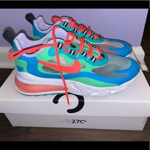 Nike 270 React Sneakers